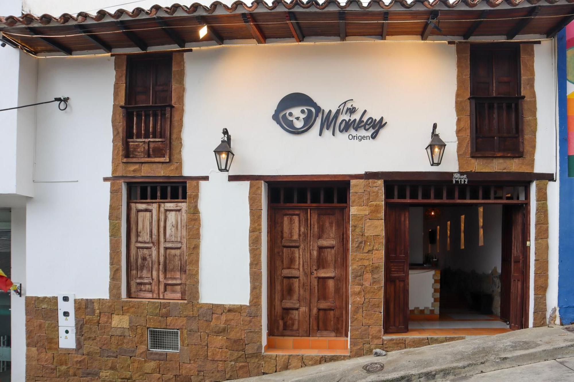 Trip Monkey Origen Pensión 2*